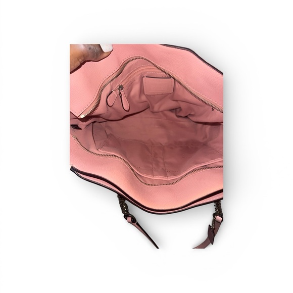 Coach Turnlock Chain Tote in pebble leather in Peony pink GUC - Picture 10 of 10